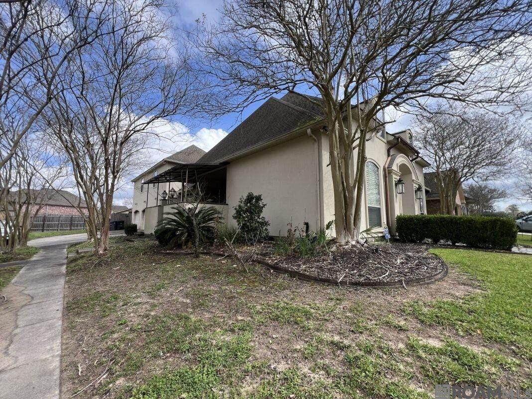 https://bt-photos.global.ssl.fastly.net/batonrouge/orig_boomver_1_2026004175-2.jpg