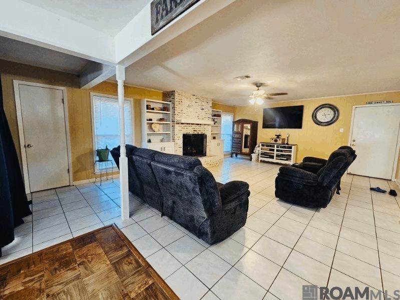 https://bt-photos.global.ssl.fastly.net/batonrouge/orig_boomver_1_2026005527-2.jpg
