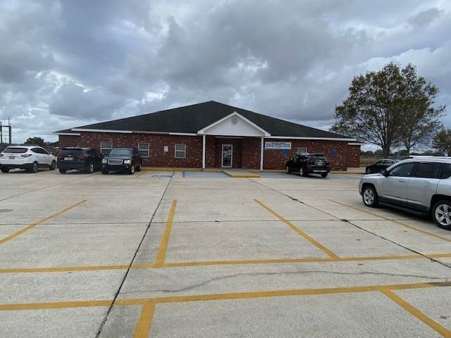 1416 Tiger Dr - Photo 1