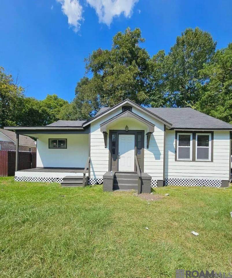 3835 Sherwood St - Photo 1