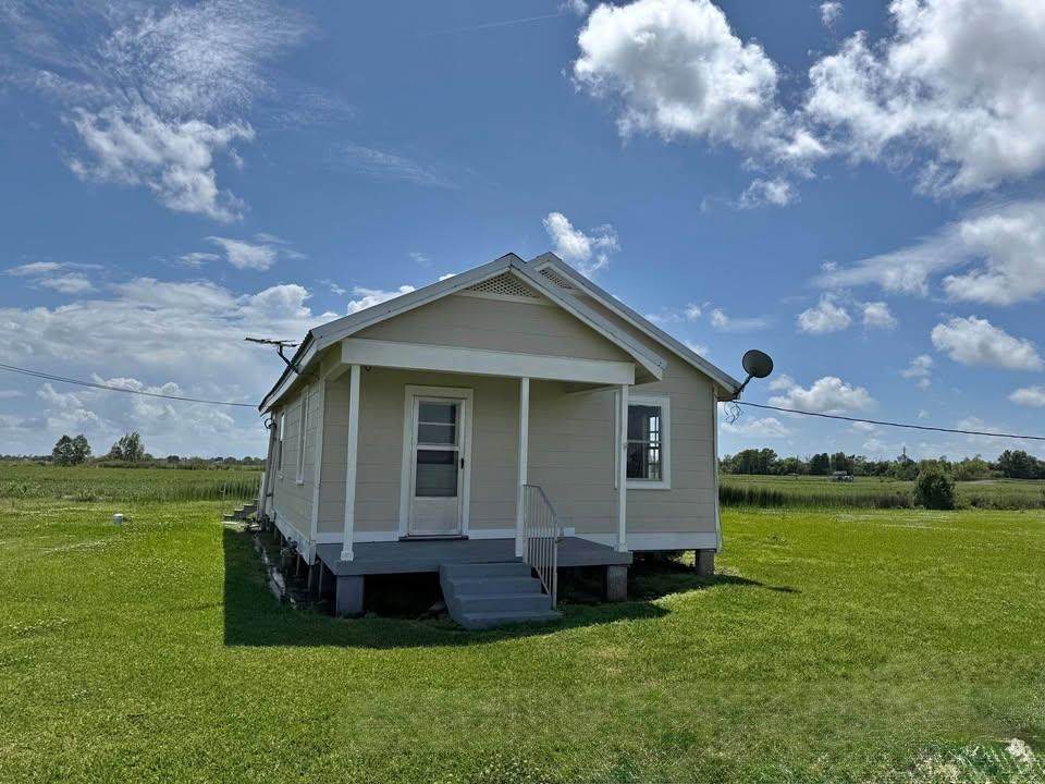 200 Mccloud Ln - Photo 1