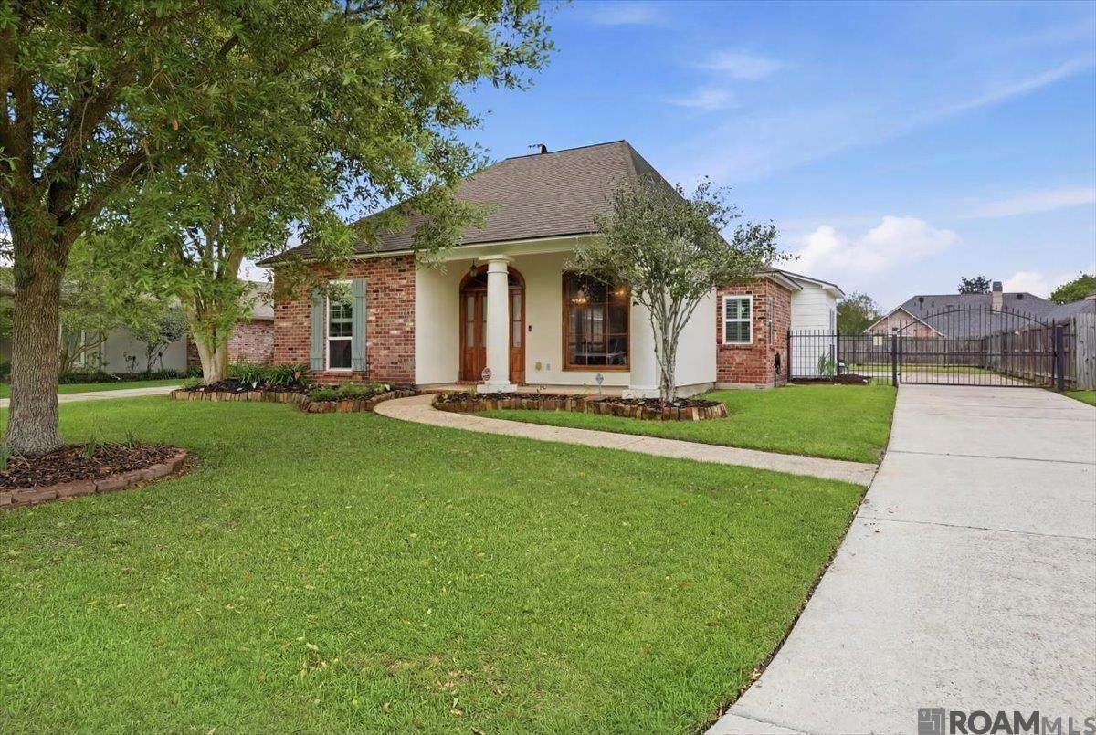 36498 Manchac Crossing Ave - Photo 1