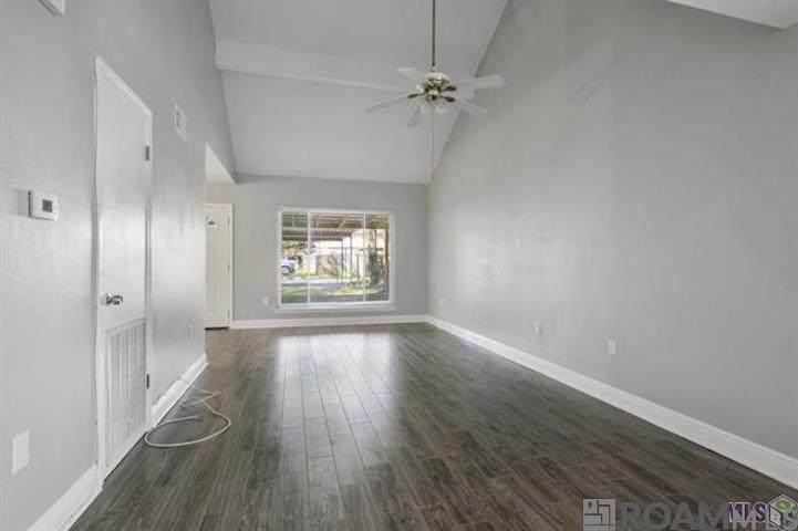 https://bt-photos.global.ssl.fastly.net/batonrouge/orig_boomver_1_2026006352-2.jpg