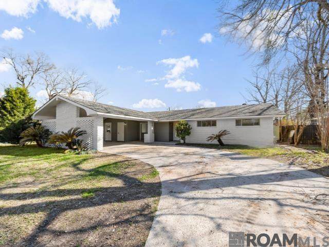 11072 Mollylea Dr - Photo 1
