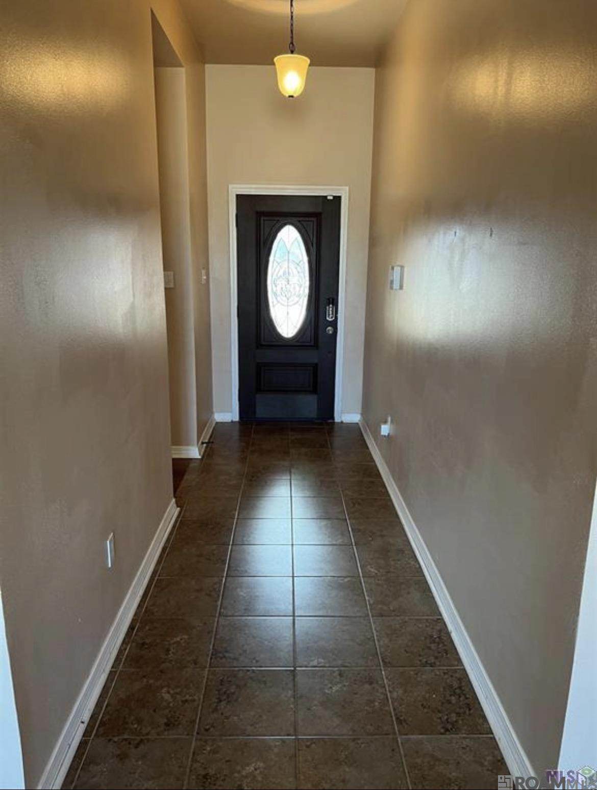 https://bt-photos.global.ssl.fastly.net/batonrouge/orig_boomver_1_2026007082-2.jpg