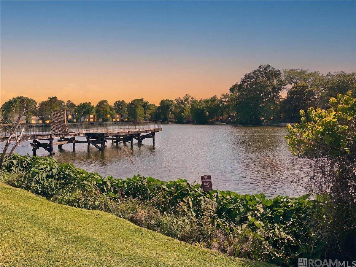 https://bt-photos.global.ssl.fastly.net/batonrouge/orig_boomver_1_2026007569-2.jpg