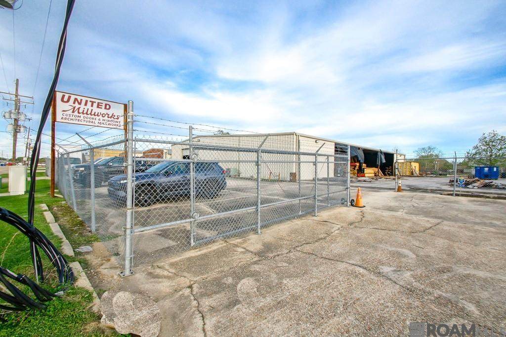 https://bt-photos.global.ssl.fastly.net/batonrouge/orig_boomver_1_2026007863-2.jpg