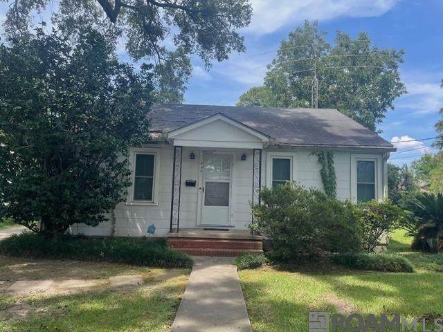 555 Ursuline Dr - Photo 1