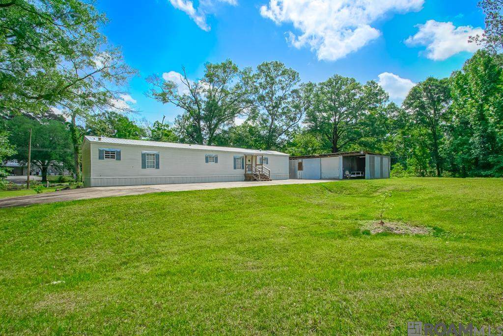 21044 La Hwy 16 - Photo 1