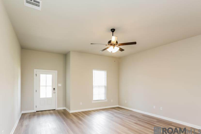 https://bt-photos.global.ssl.fastly.net/batonrouge/orig_boomver_1_2026008640-2.jpg