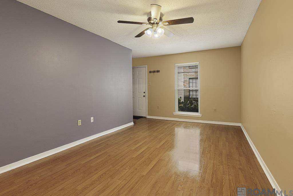 https://bt-photos.global.ssl.fastly.net/batonrouge/orig_boomver_1_2026008791-2.jpg