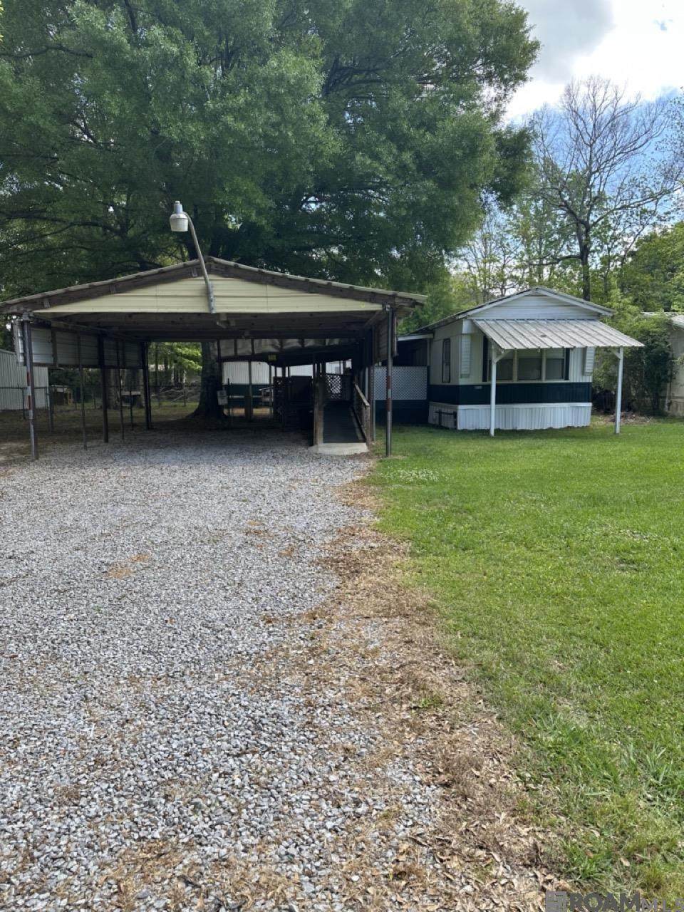15054 Beaver  Dr - Photo 1