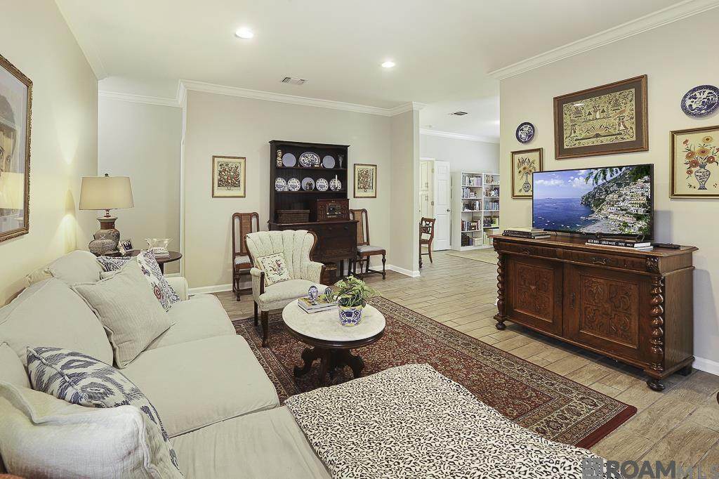 https://bt-photos.global.ssl.fastly.net/batonrouge/orig_boomver_1_2026009921-2.jpg