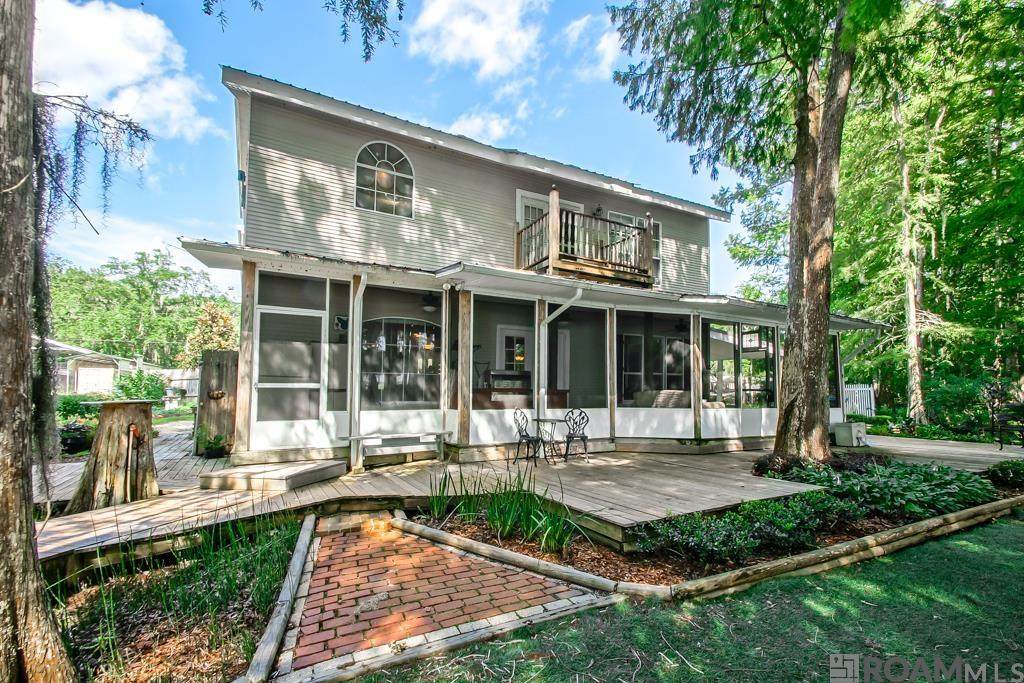 https://bt-photos.global.ssl.fastly.net/batonrouge/orig_boomver_1_2026010248-2.jpg