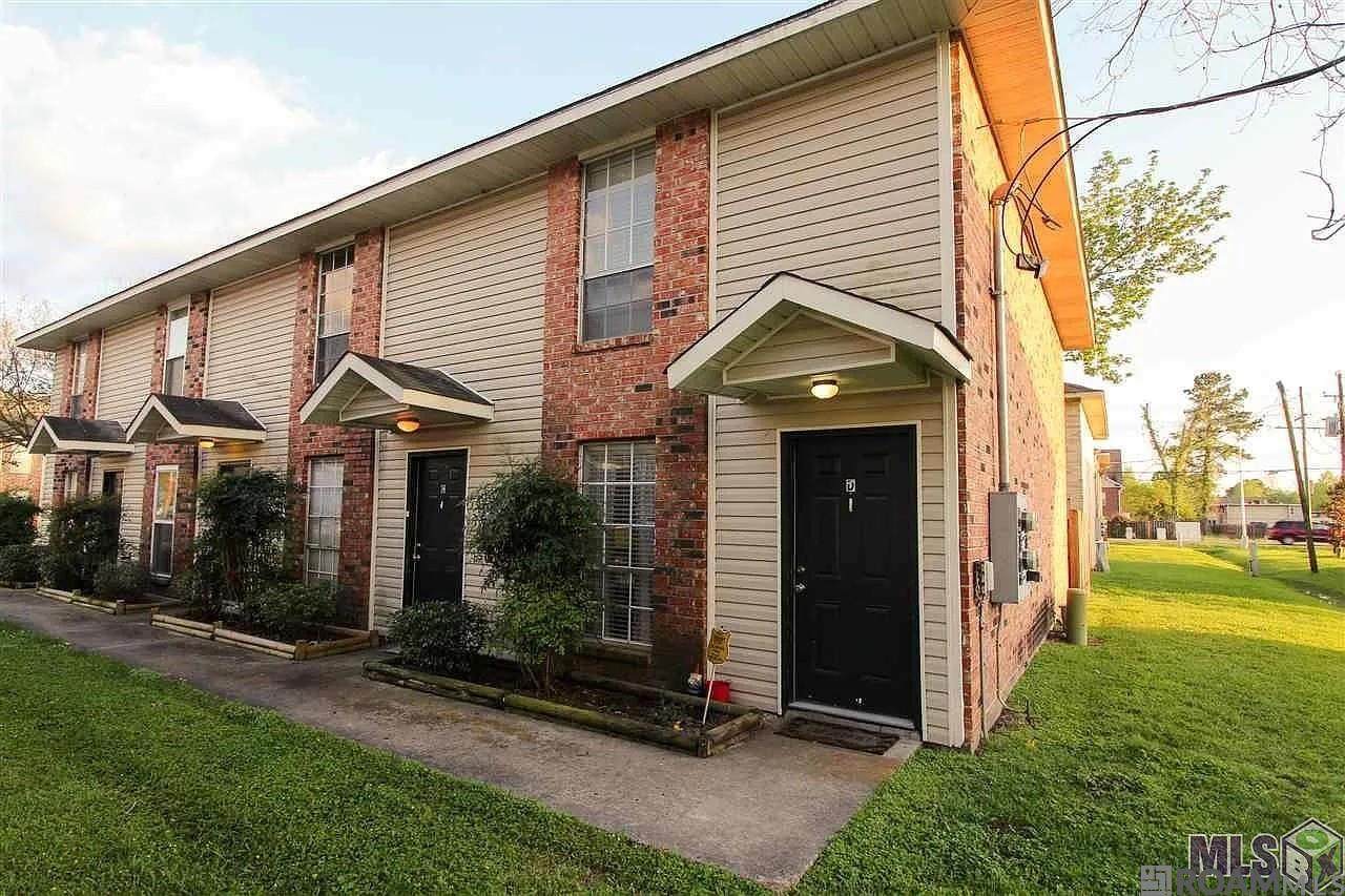 1734 Brightside Dr - Photo 1