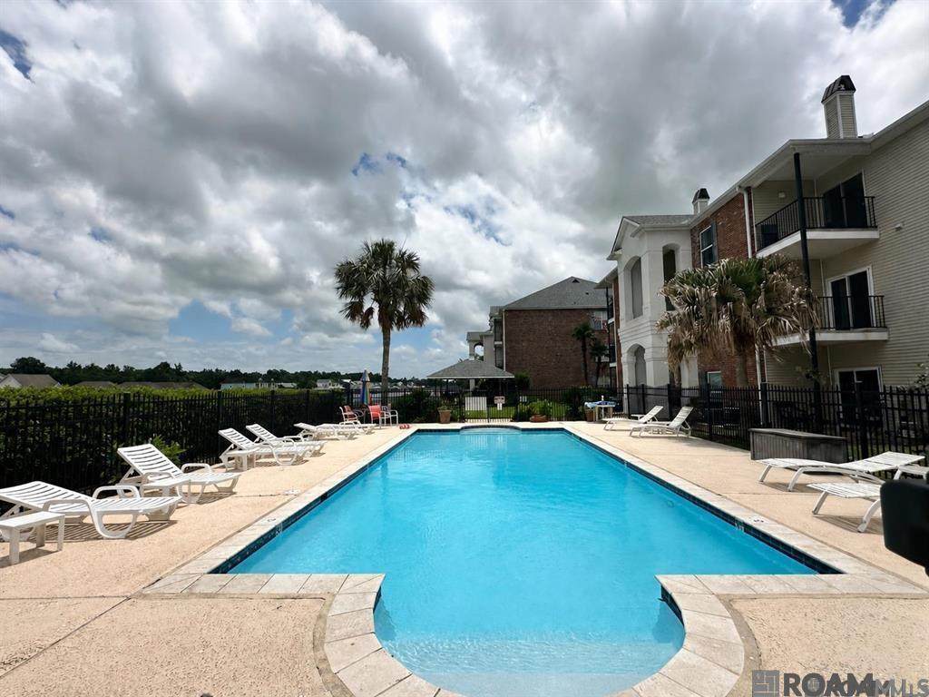 https://bt-photos.global.ssl.fastly.net/batonrouge/orig_boomver_2_2026010641-2.jpg