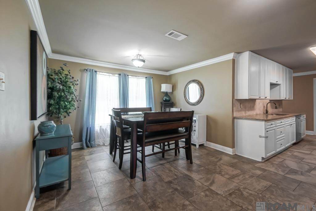 https://bt-photos.global.ssl.fastly.net/batonrouge/orig_boomver_1_2026012165-2.jpg