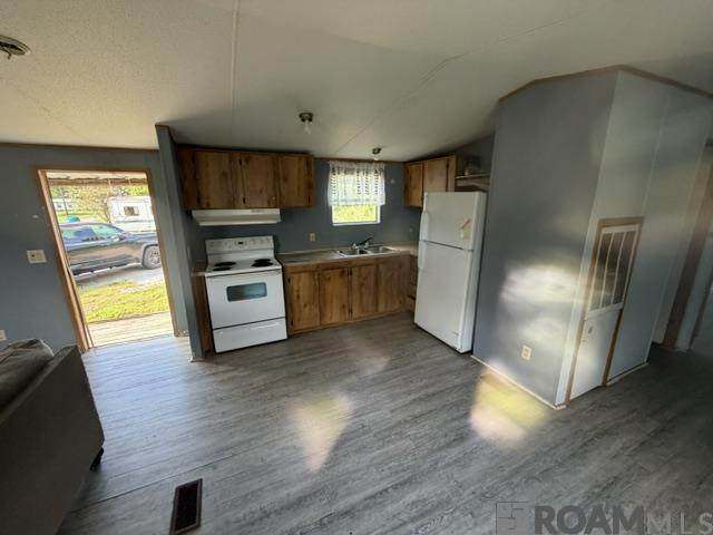 https://bt-photos.global.ssl.fastly.net/batonrouge/orig_boomver_1_2026012366-2.jpg