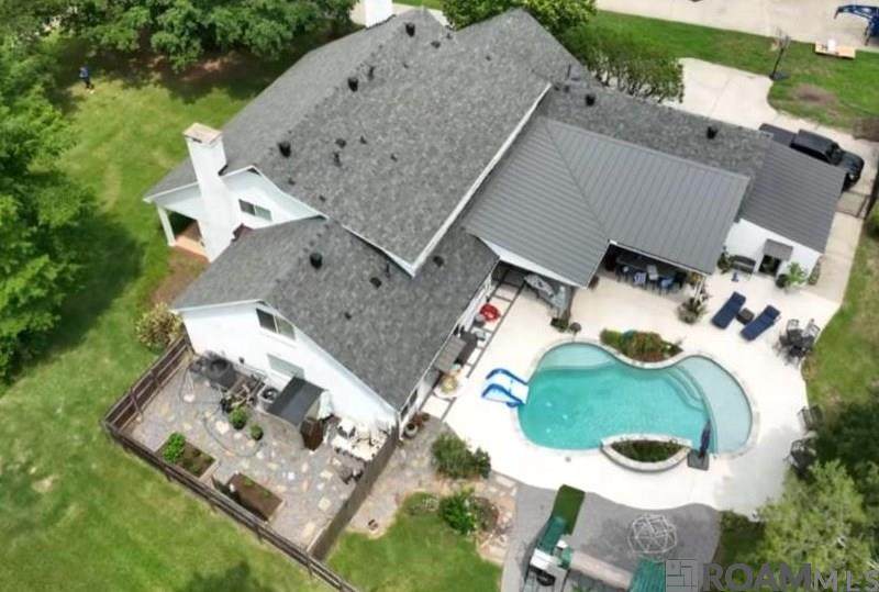 https://bt-photos.global.ssl.fastly.net/batonrouge/orig_boomver_1_2026013444-2.jpg