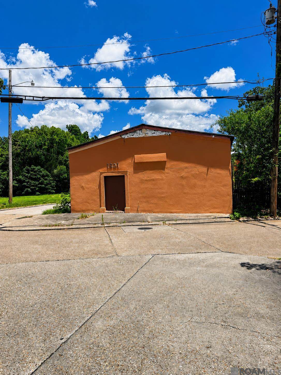 https://bt-photos.global.ssl.fastly.net/batonrouge/orig_boomver_1_2026013670-2.jpg