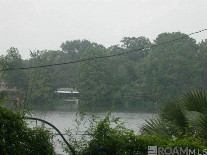 https://bt-photos.global.ssl.fastly.net/batonrouge/orig_boomver_1_2026014094-2.jpg