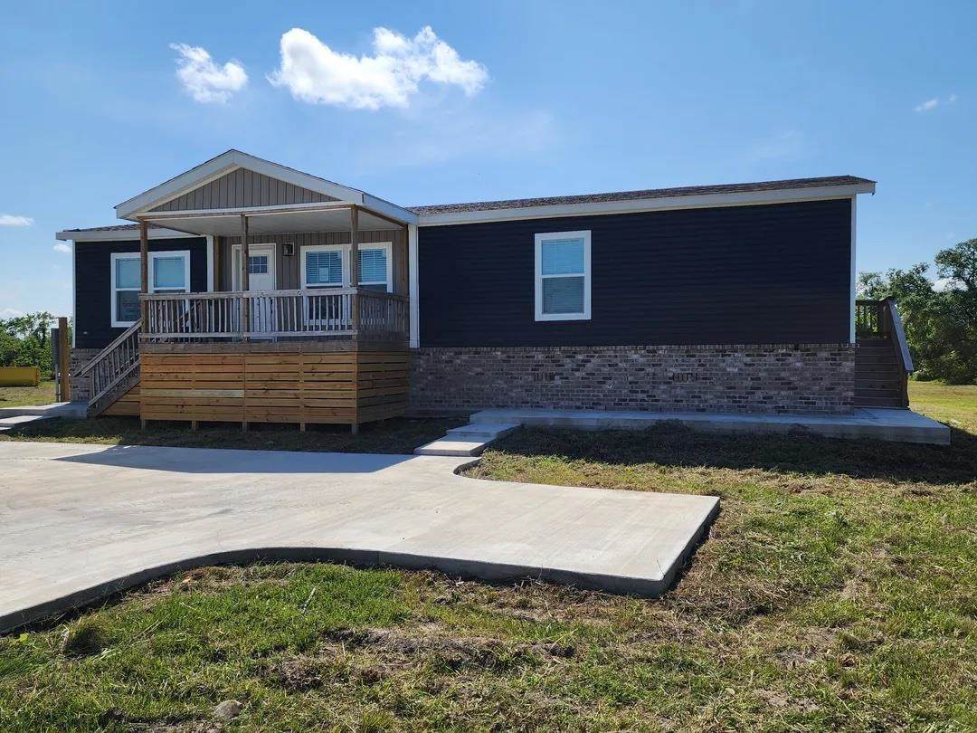 3128 Grand Caillou Road - Photo 1