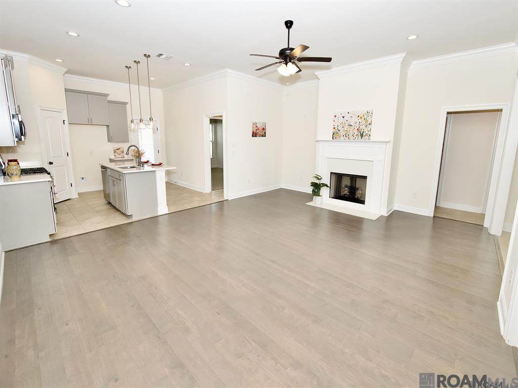 https://bt-photos.global.ssl.fastly.net/batonrouge/orig_boomver_1_2026016265-2.jpg