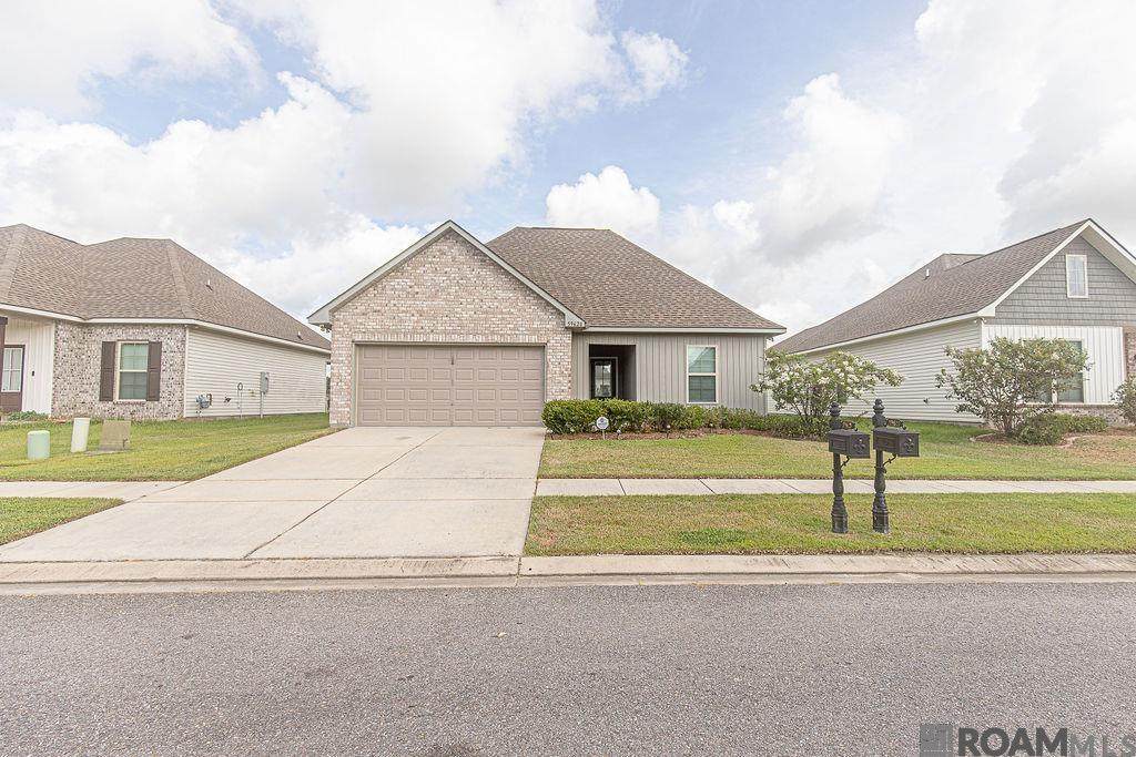 59620 Clifts Cove Dr - Photo 1