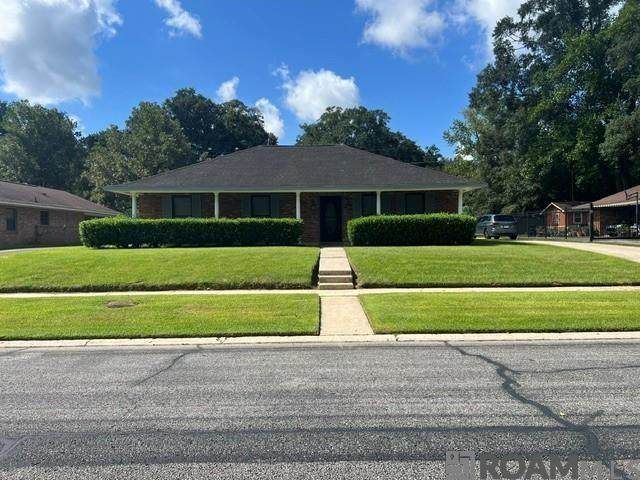 9422 Windward Dr - Photo 1