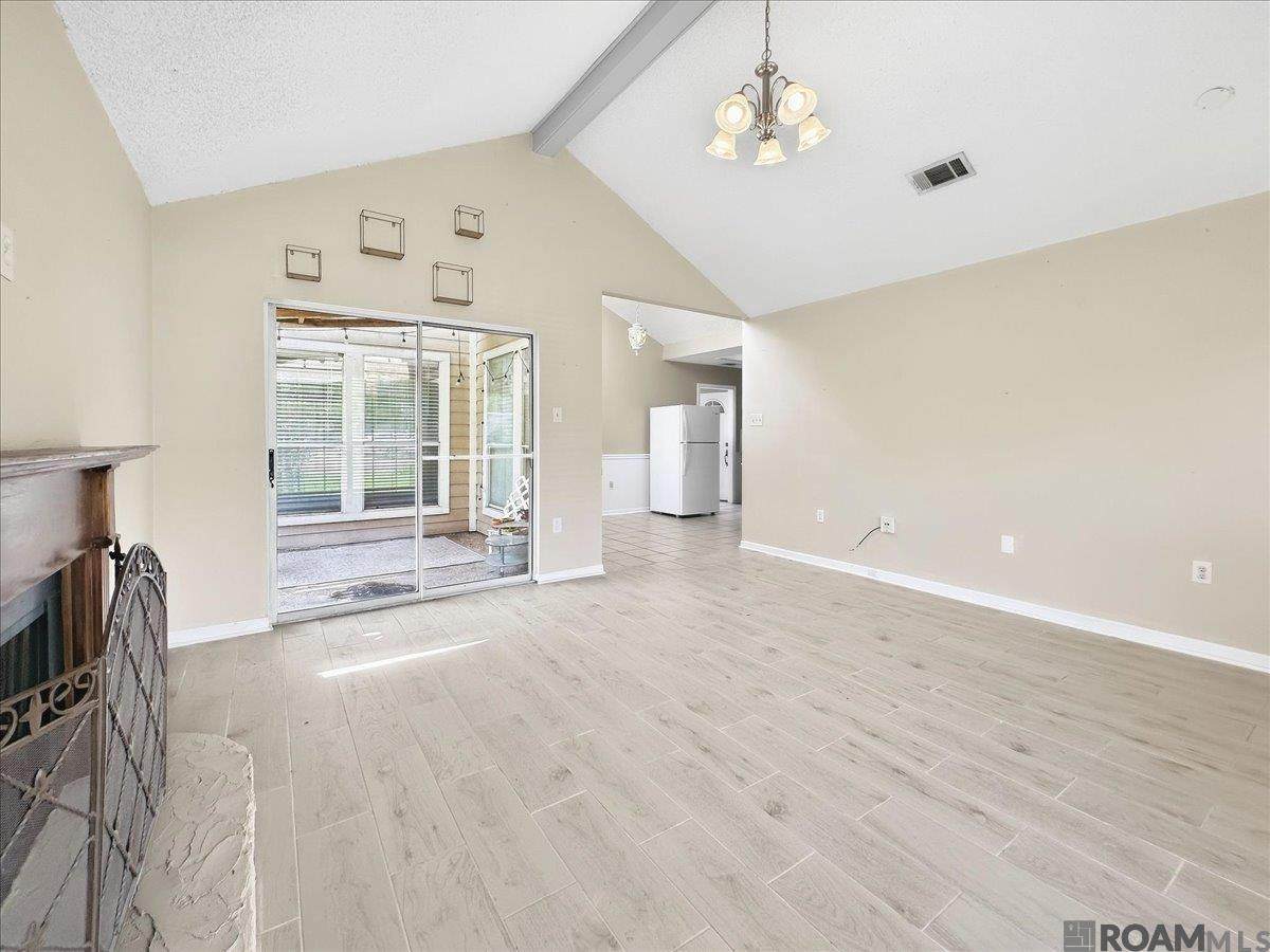 https://bt-photos.global.ssl.fastly.net/batonrouge/orig_boomver_1_2026017113-2.jpg
