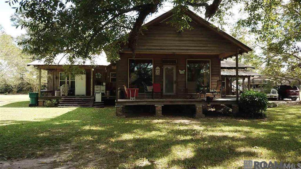 22835 La Hwy 16 - Photo 1
