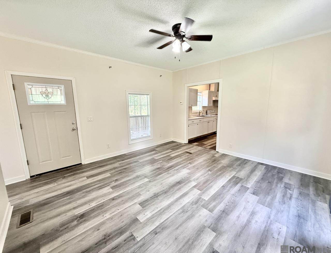 https://bt-photos.global.ssl.fastly.net/batonrouge/orig_boomver_1_2026017619-2.jpg
