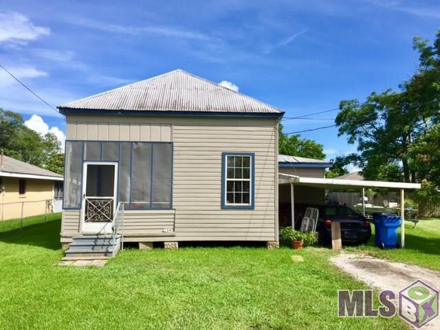 417 Railroad Rd - Photo 1