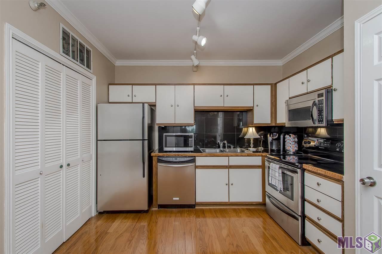 11550 Southfork Ave - Photo 1