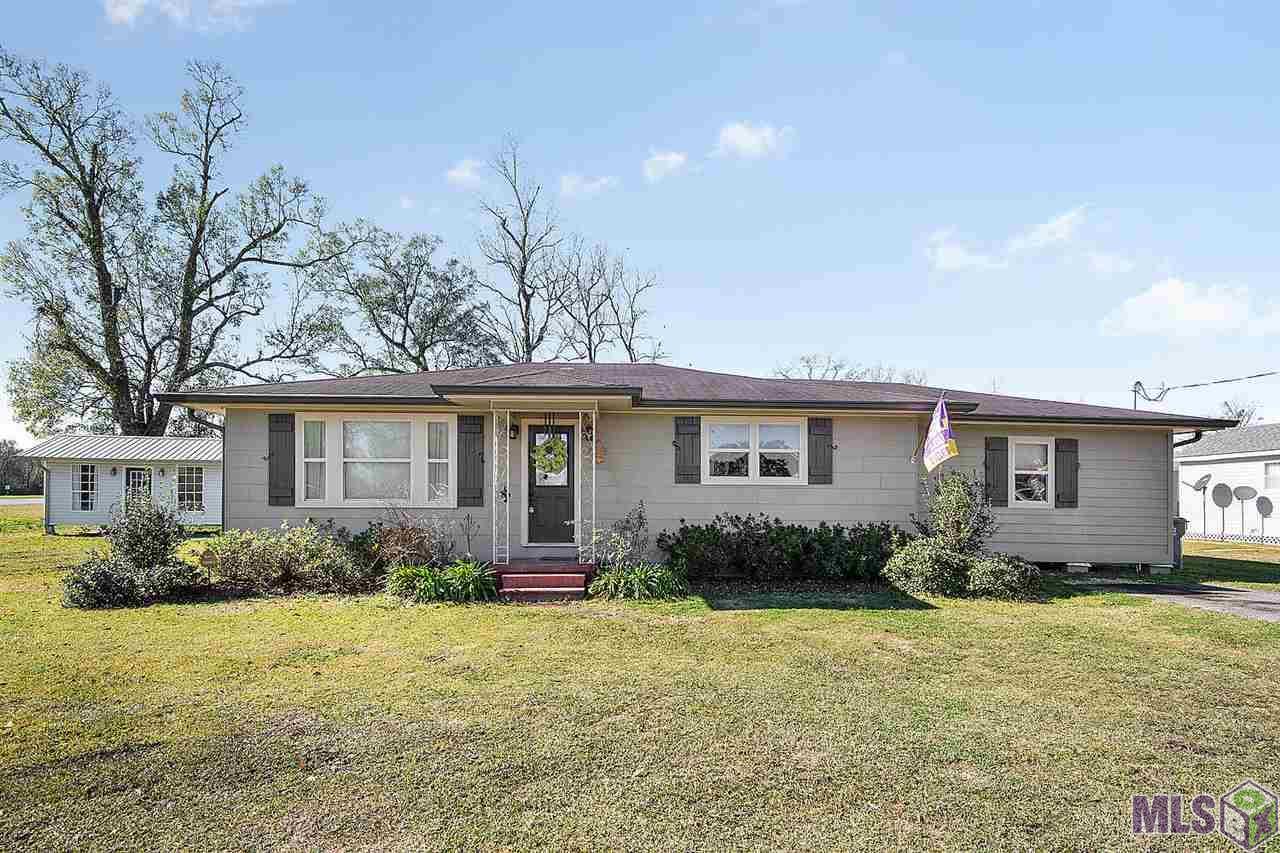 8219 Lee St - Photo 1