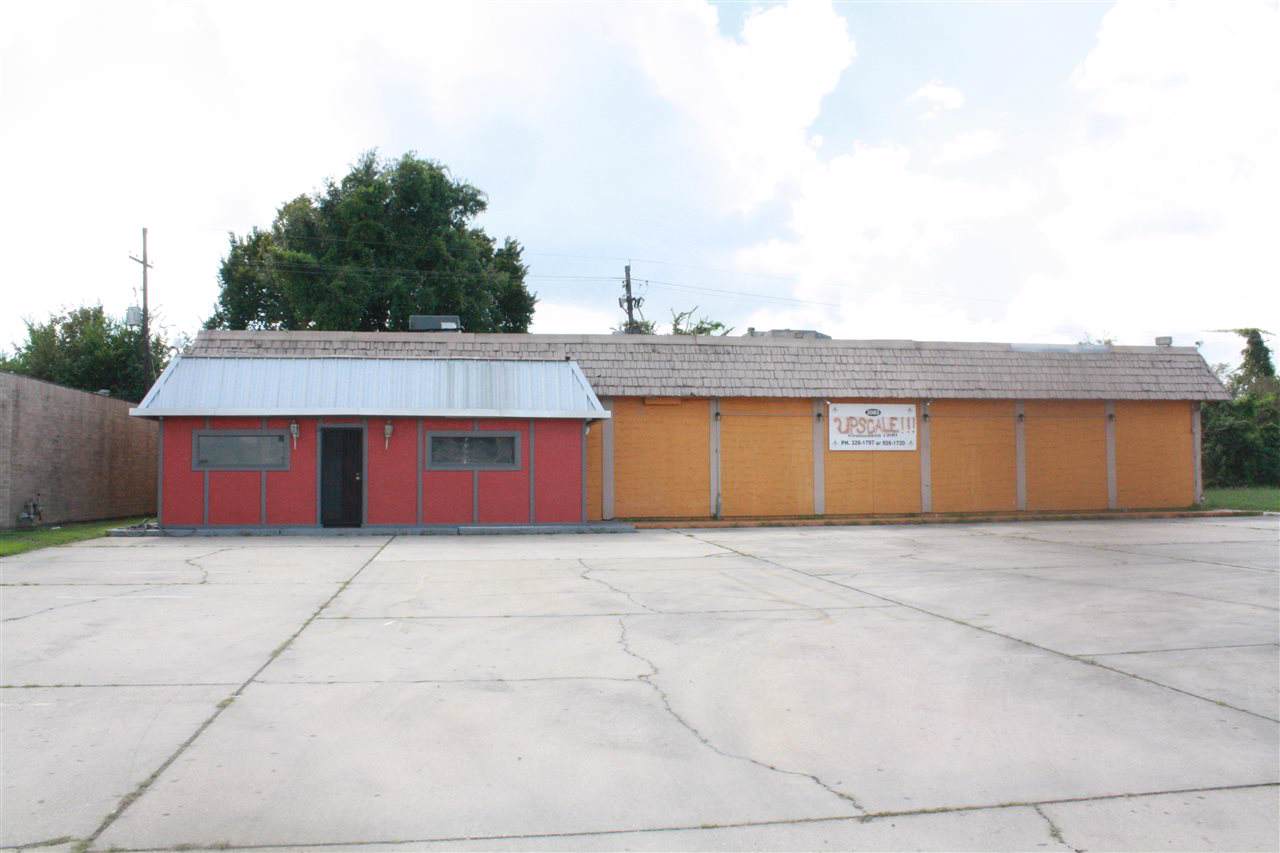 2083 Dallas Dr - Photo 1
