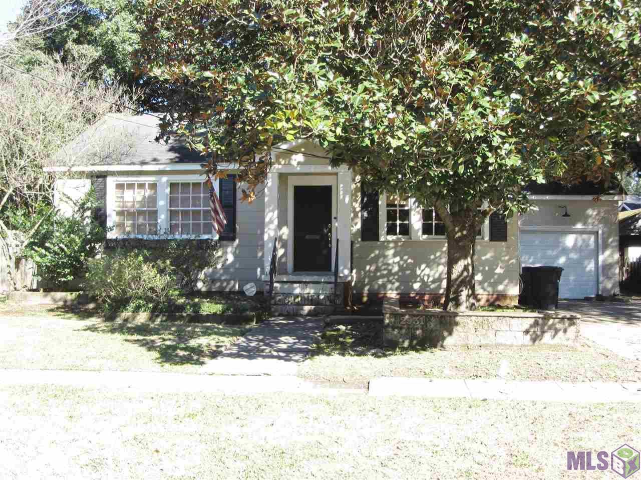 2931 Eugene St - Photo 1