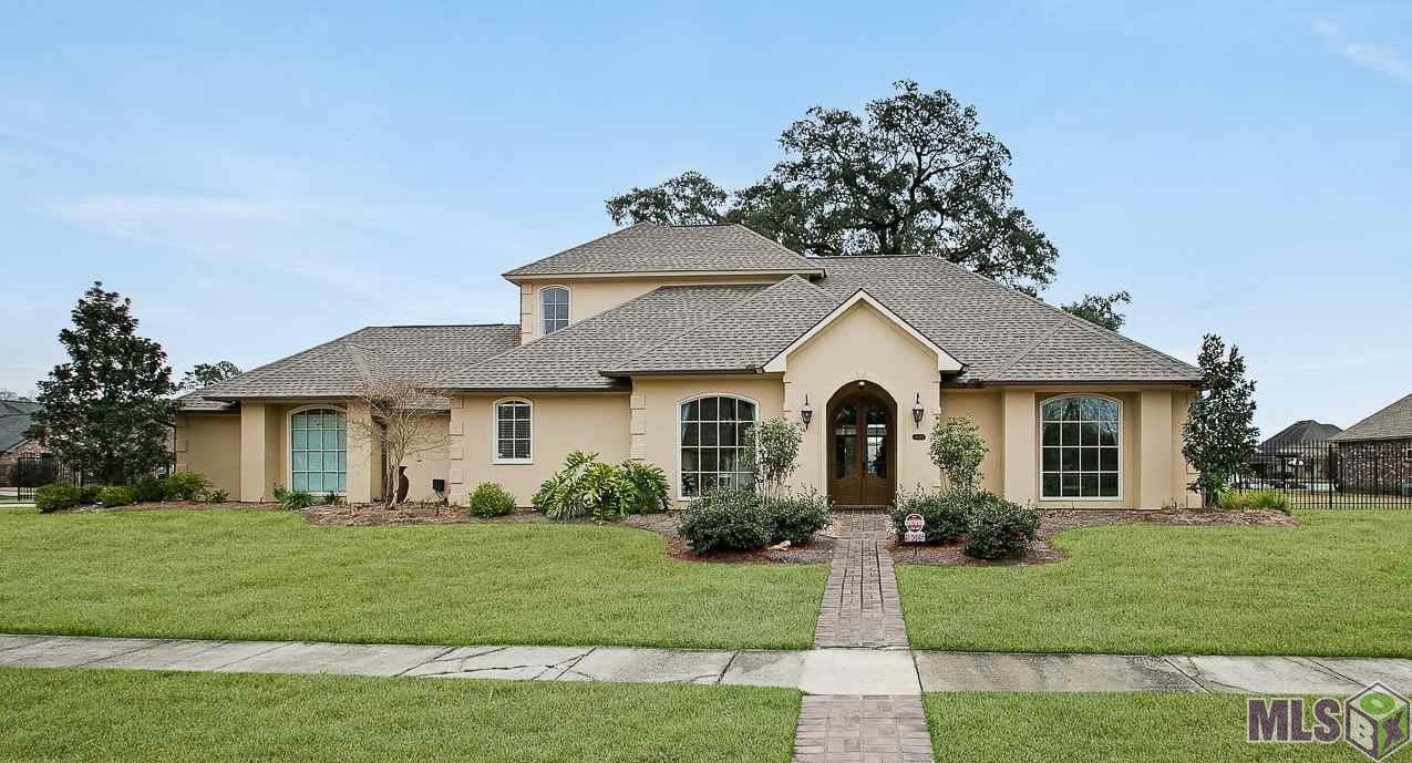 18005 Lakeside Dr - Photo 1