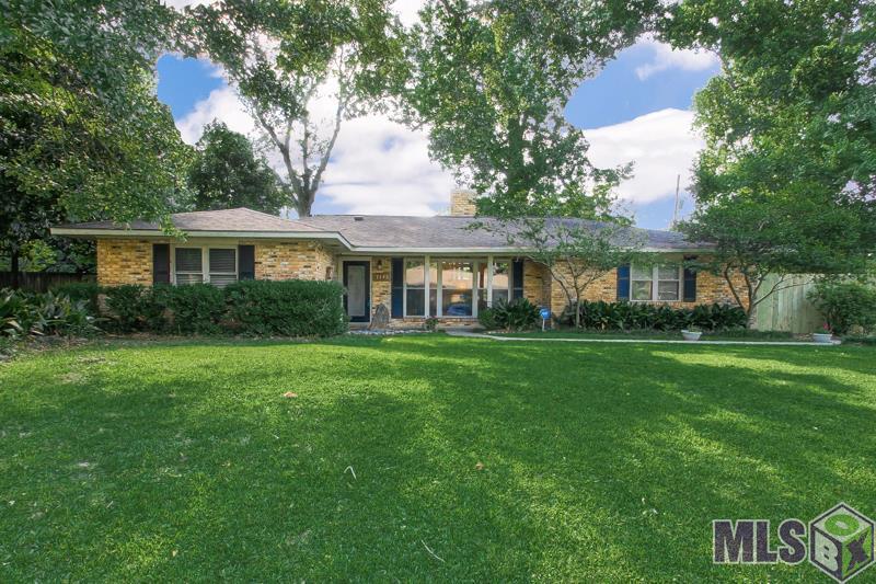 1143 Sharynwood Dr - Photo 1