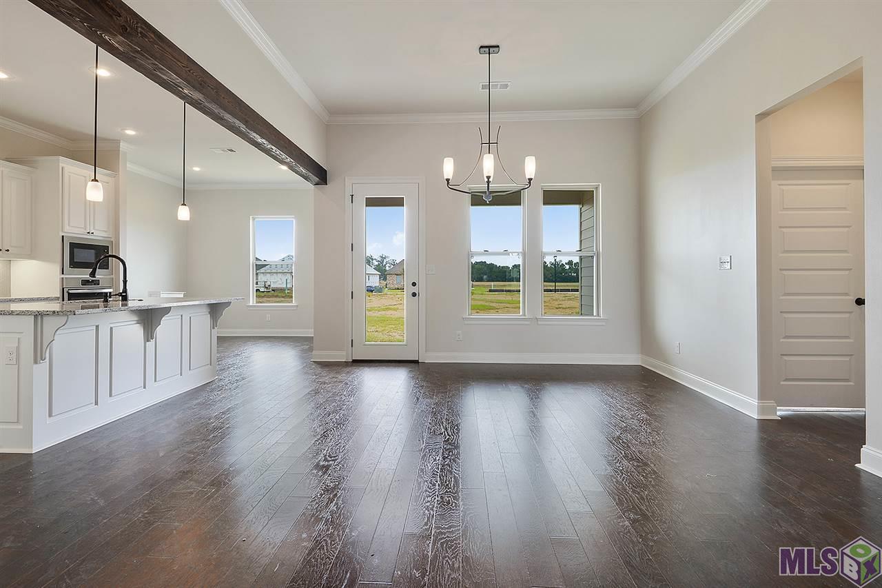 39221 Water Oak Ave - Photo 1