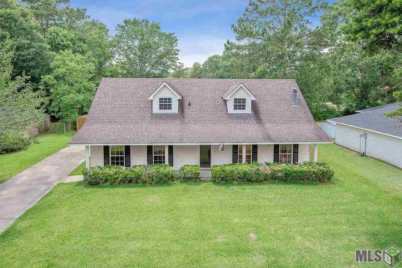 8826 Cedar Springs Ave - Photo 1