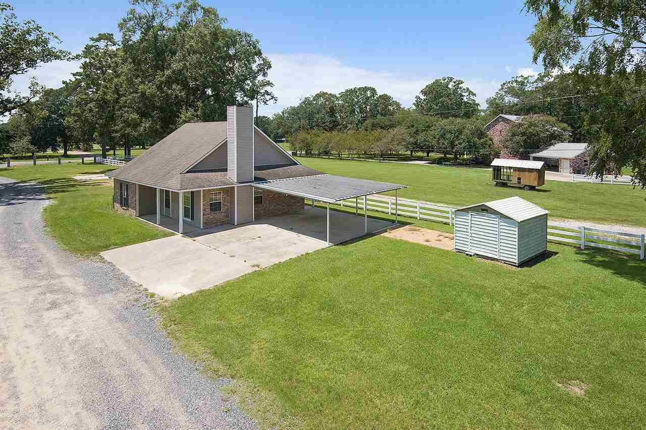20384 Greenwell Springs Rd - Photo 1