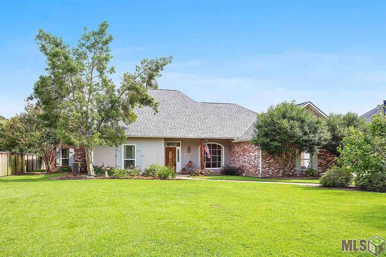 33822 Cypress Bluff Dr - Photo 1