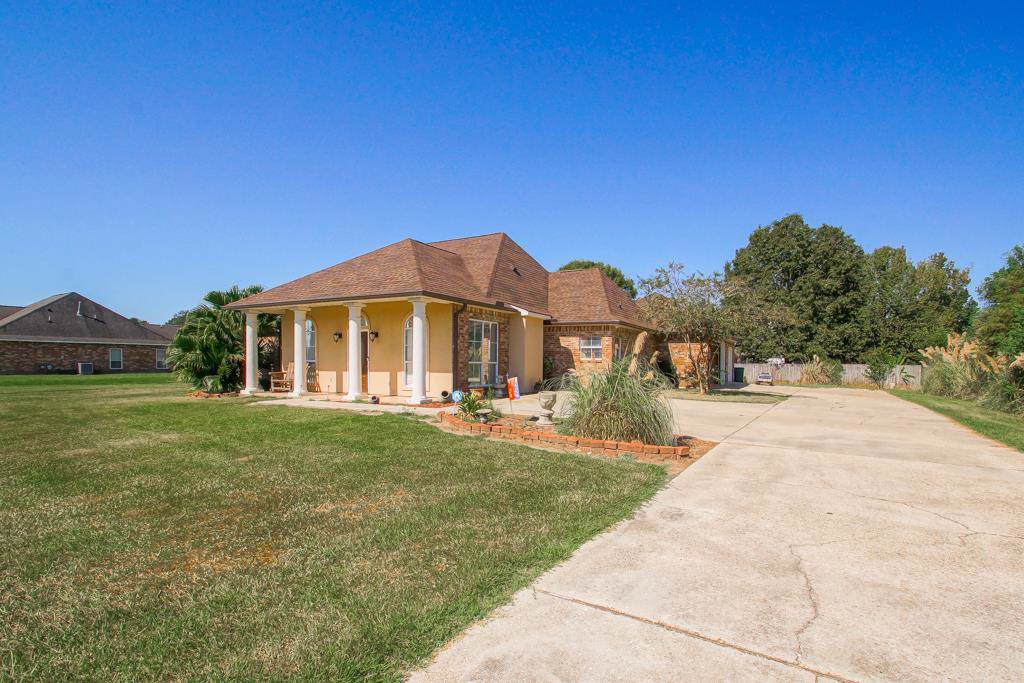 36575 La Hwy 16 - Photo 1