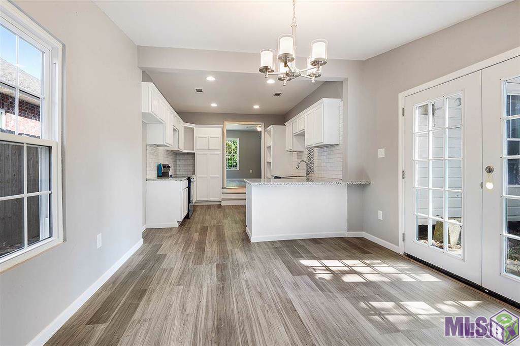 7366 Robinson Dr - Photo 1