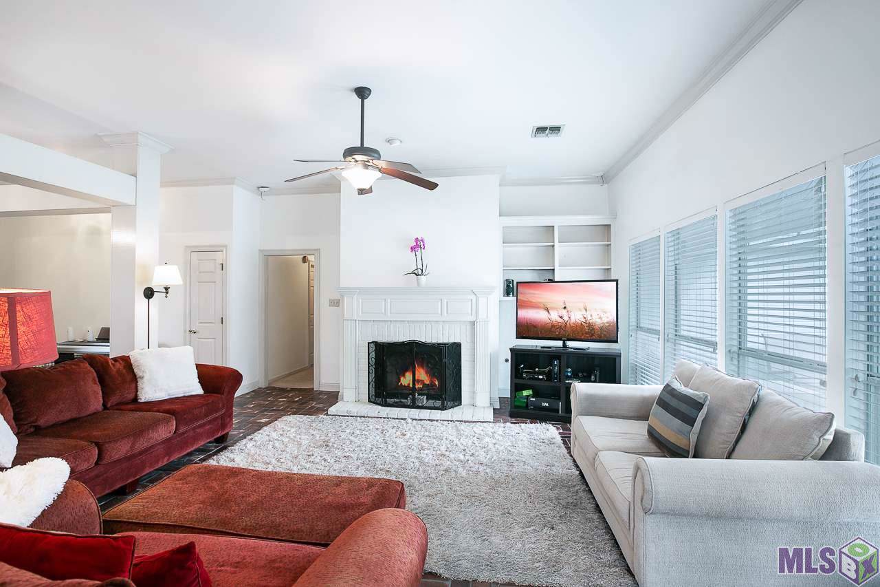 5325 River Meadow Dr - Photo 1
