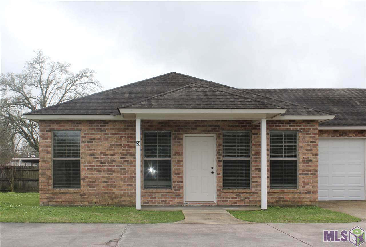 22156 Walker St - Photo 1