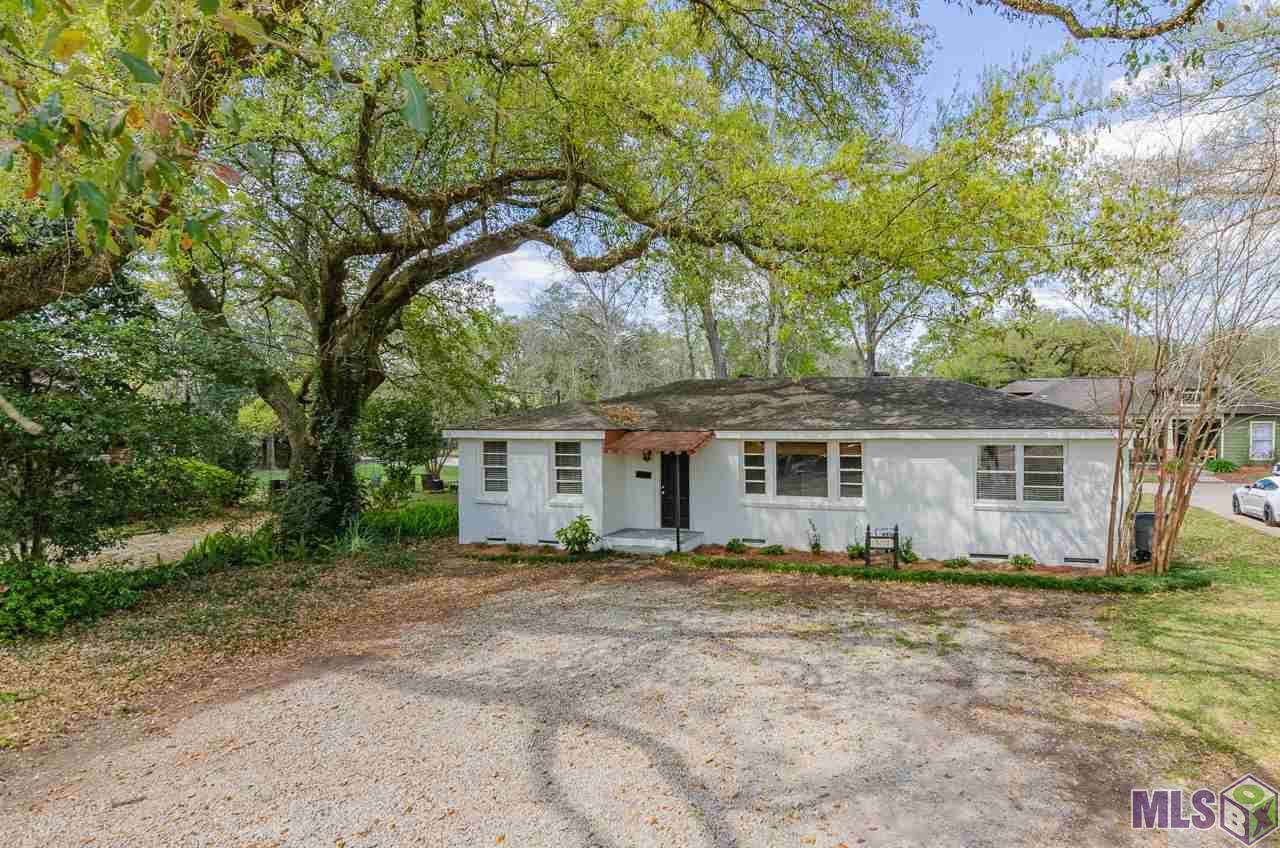 5677 College Dr - Photo 1