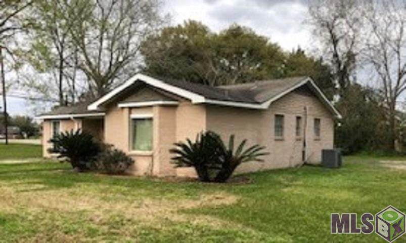 24619 High School St - Photo 1