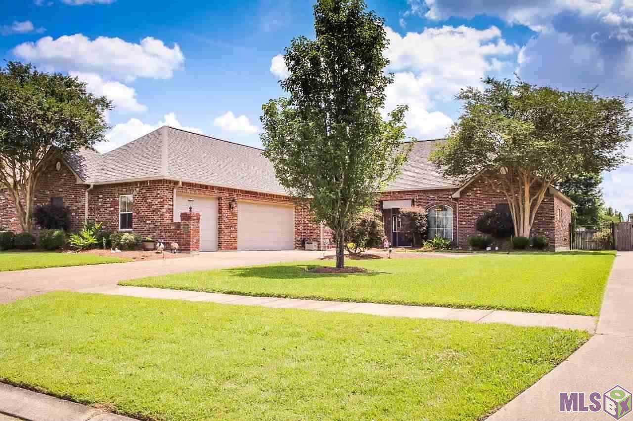 3966 Pointe Ave - Photo 1